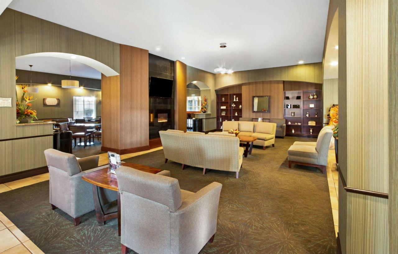 La Quinta Inn & Suites By Wyndham Albuquerque Midtown Εξωτερικό φωτογραφία