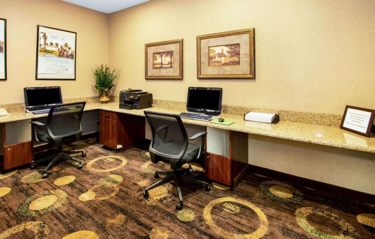 La Quinta Inn & Suites By Wyndham Albuquerque Midtown Εξωτερικό φωτογραφία