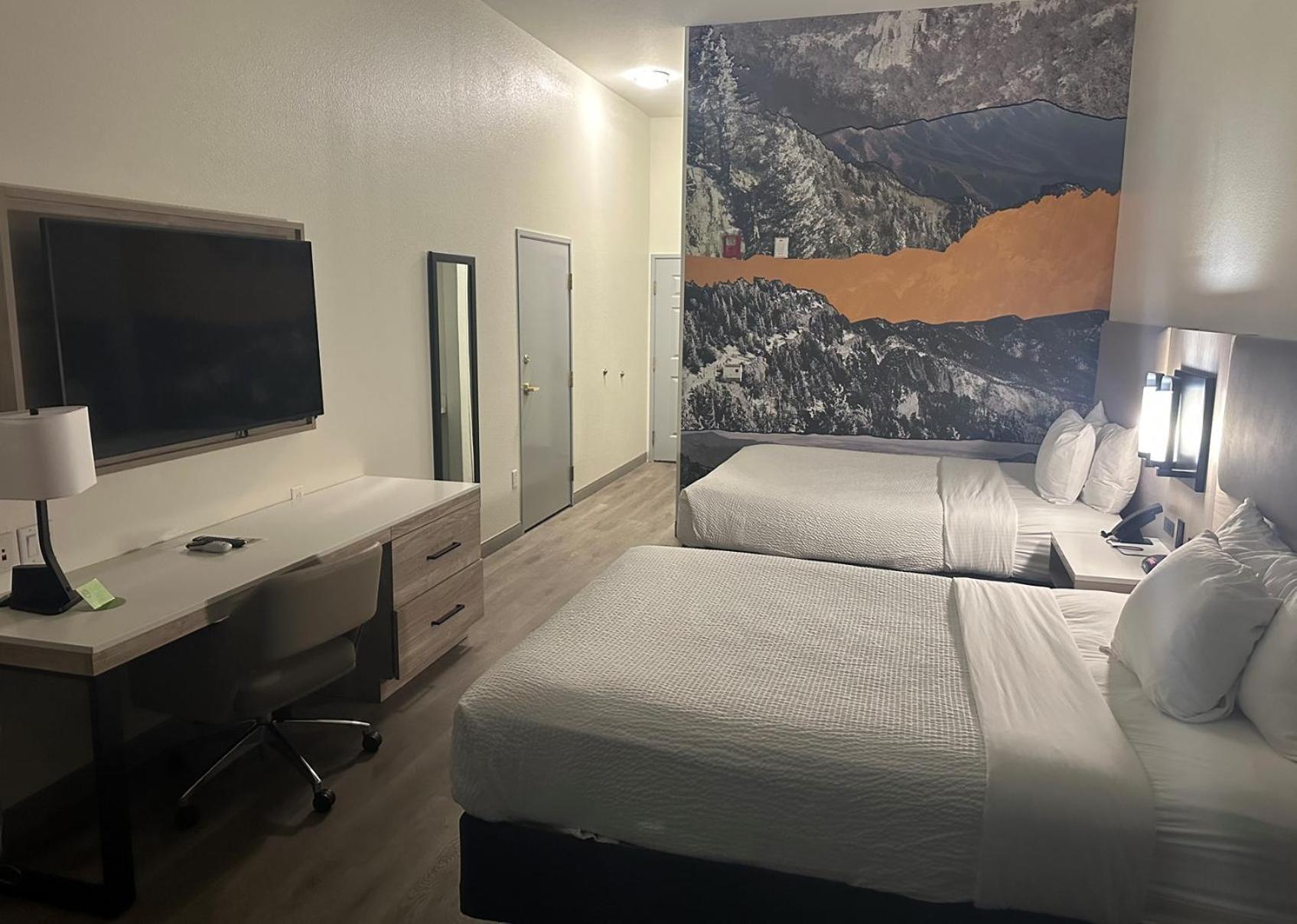 La Quinta Inn & Suites By Wyndham Albuquerque Midtown Εξωτερικό φωτογραφία